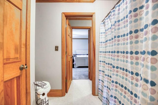 2720 Bay Ridge Drive, Loganville, GA 30052