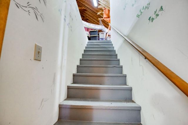 2720 Bay Ridge Drive, Loganville, GA 30052