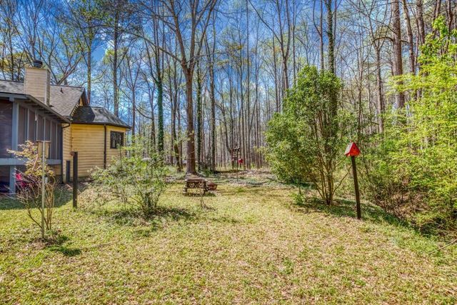 2720 Bay Ridge Drive, Loganville, GA 30052