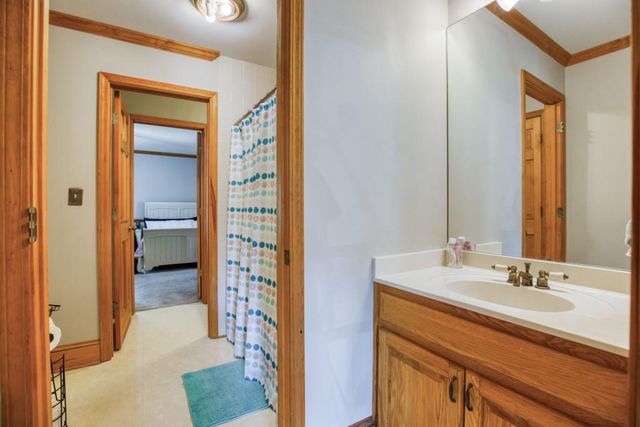 2720 Bay Ridge Drive, Loganville, GA 30052