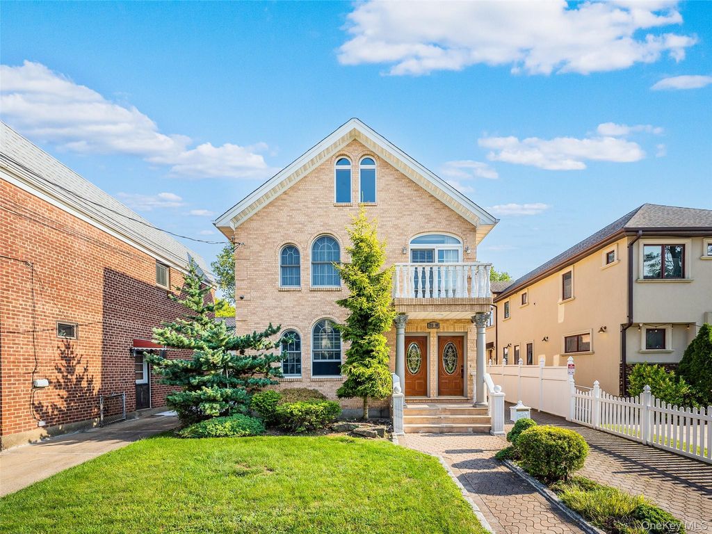 213-58 35TH Avenue, Bayside, NY 11361