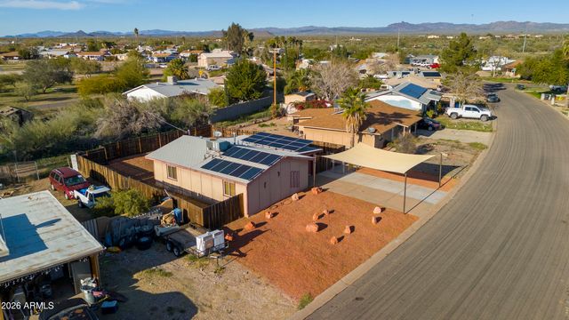 317 PERETZ Circle, Morristown, AZ 85342