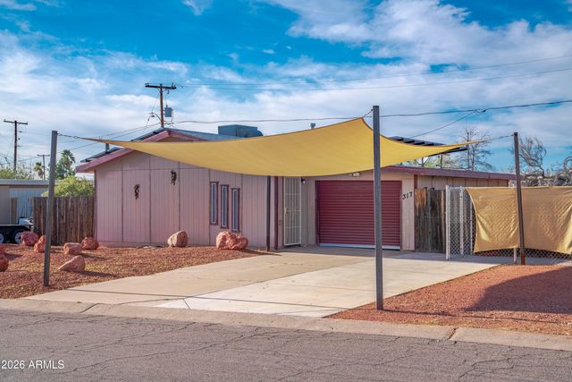 317 PERETZ Circle, Morristown, AZ 85342