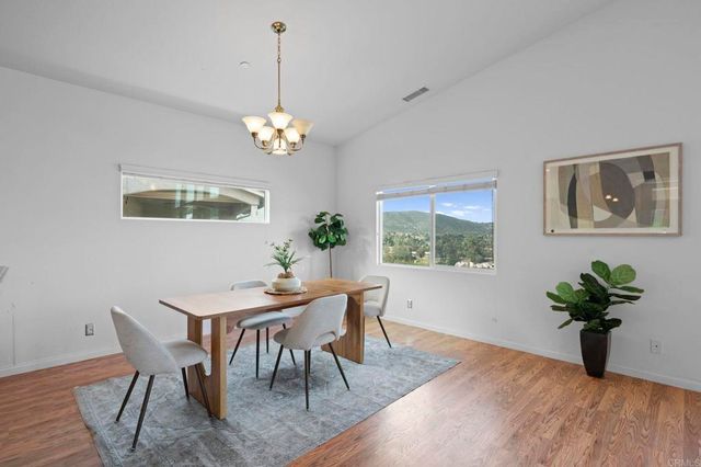 15615 Vista Vicente Drive 18, Ramona, CA 92065