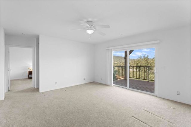 15615 Vista Vicente Drive 18, Ramona, CA 92065