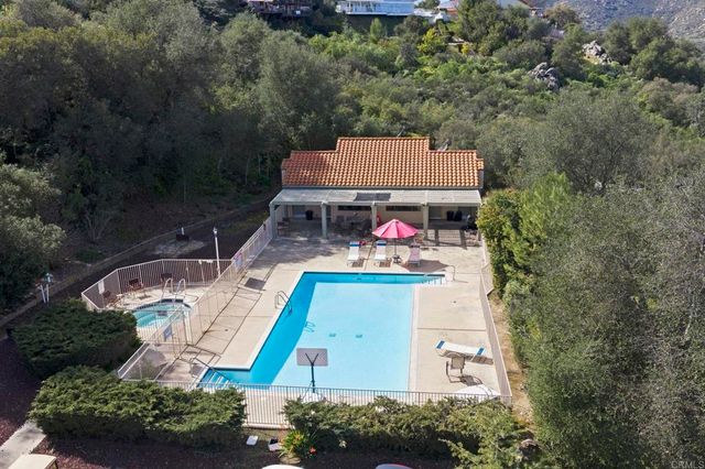 15615 Vista Vicente Drive 18, Ramona, CA 92065