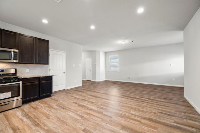 3571 Cannon Drive, Conroe, TX 77301