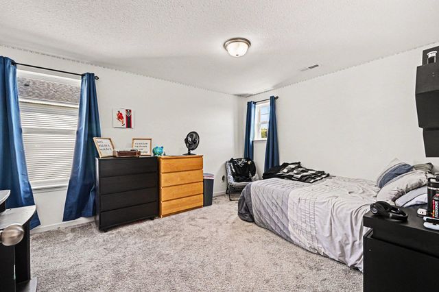 6240 Goodview Avenue S, Cottage Grove, MN 55016