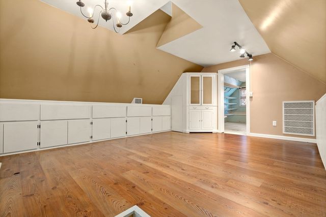 553 Monponsett St, Halifax, MA 02338