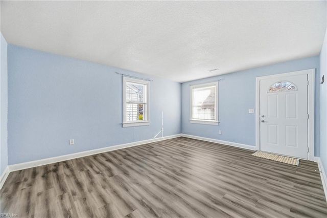 318 E Westmont AVE, Norfolk, VA 23503