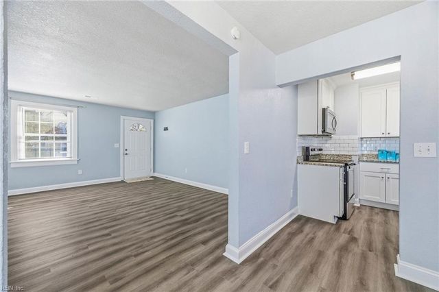 318 E Westmont AVE, Norfolk, VA 23503