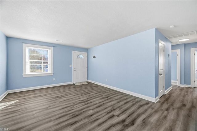 318 E Westmont AVE, Norfolk, VA 23503