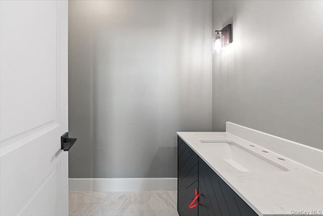 28 Midland Avenue, White Plains, NY 10606