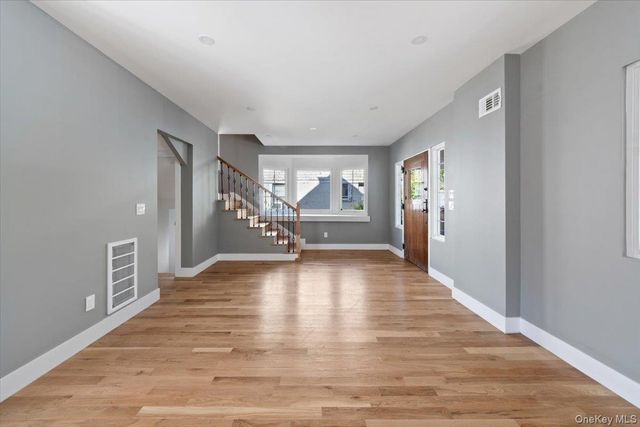 28 Midland Avenue, White Plains, NY 10606