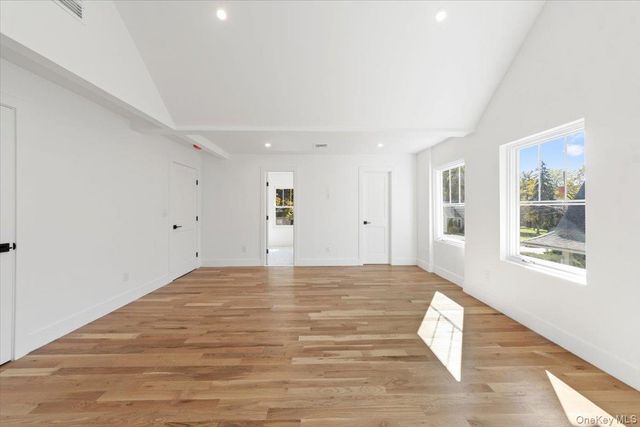 28 Midland Avenue, White Plains, NY 10606