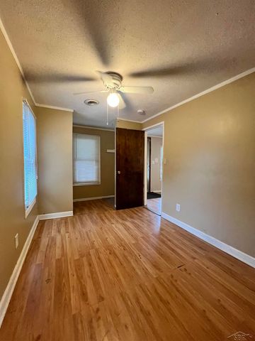 1521 Stanley Street, Saginaw, MI 48602