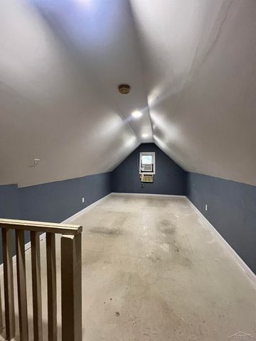 1521 Stanley Street, Saginaw, MI 48602