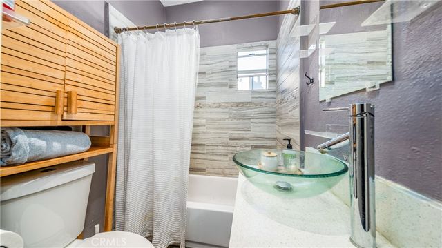 217 Columbia Place, Los Angeles, CA 90026