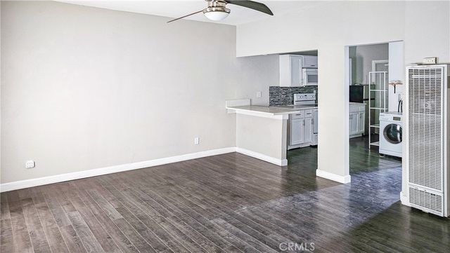 217 Columbia Place, Los Angeles, CA 90026