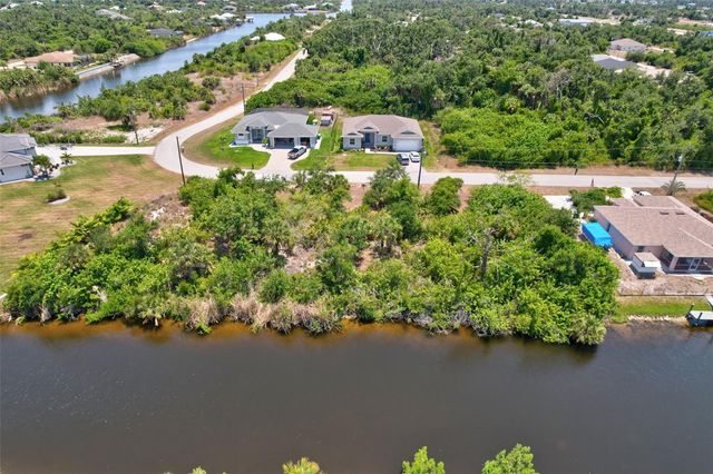 10080 COCOA BEACH STREET, Port Charlotte, FL 33981