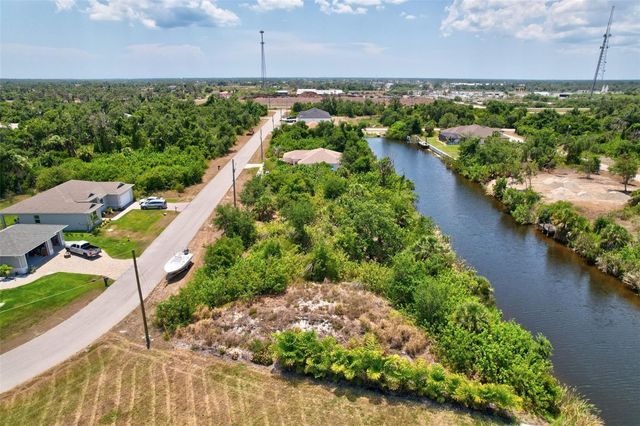 10080 COCOA BEACH STREET, Port Charlotte, FL 33981