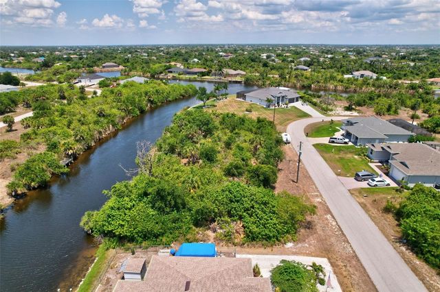 10080 COCOA BEACH STREET, Port Charlotte, FL 33981