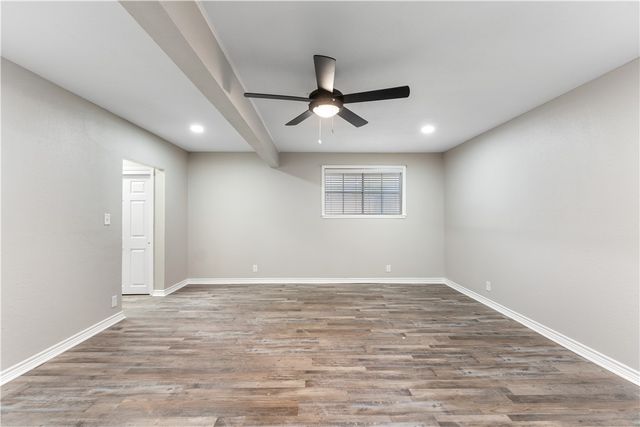 4937 Holmes Dr, Corpus Christi, TX 78411