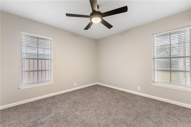 4937 Holmes Dr, Corpus Christi, TX 78411