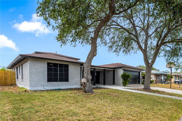 4937 Holmes Dr, Corpus Christi, TX 78411