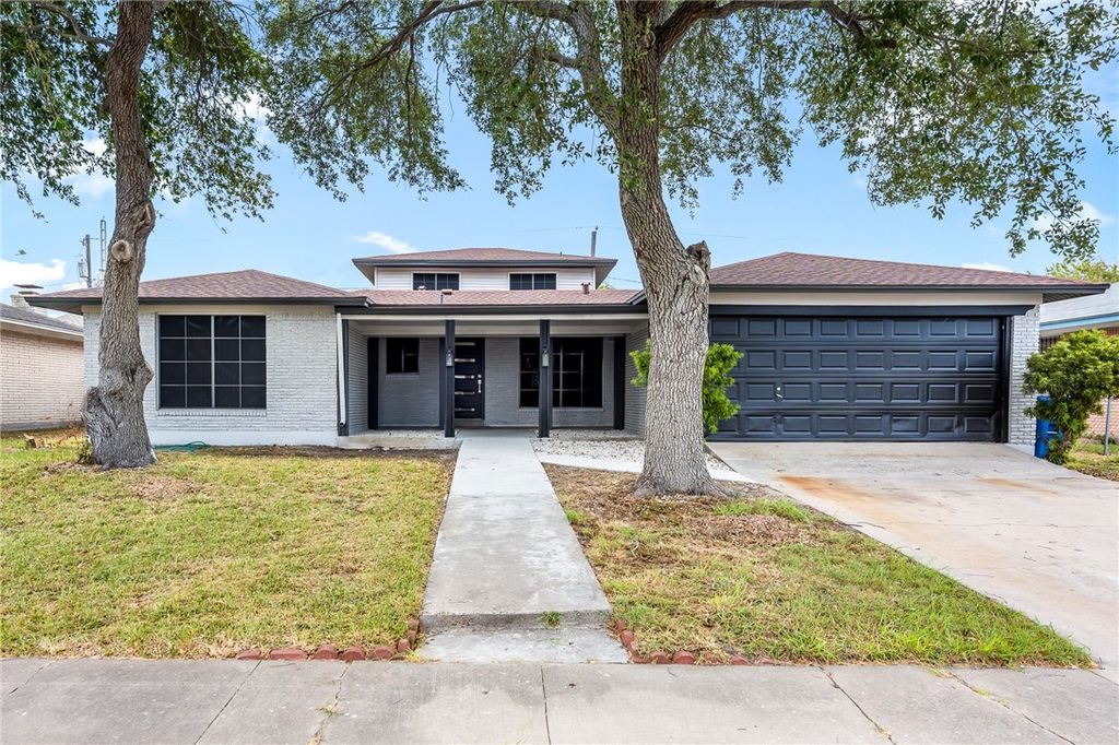 4937 Holmes Dr, Corpus Christi, TX 78411