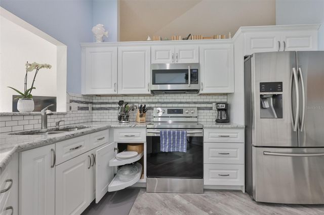 2422 E DEL WEBB BOULEVARD, Sun City Center, FL 33573