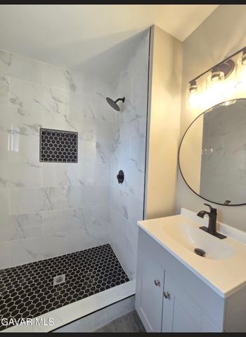 44414 Andale Avenue, Lancaster, CA 93535