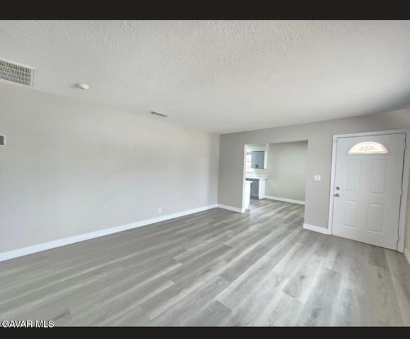 44414 Andale Avenue, Lancaster, CA 93535