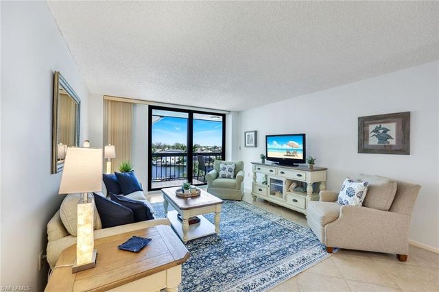 591 Seaview CT A603, Marco Island, FL 34145