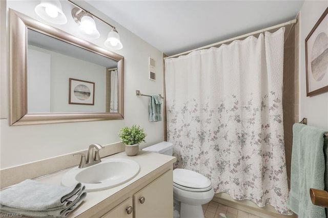 591 Seaview CT A603, Marco Island, FL 34145