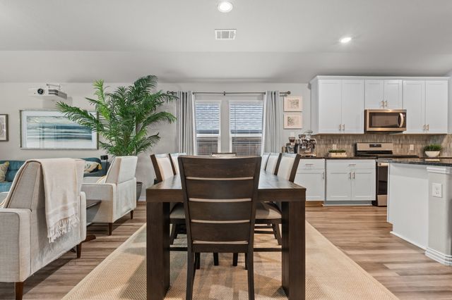 5577 Cypress Willow Bend, Fort Worth, TX 76126