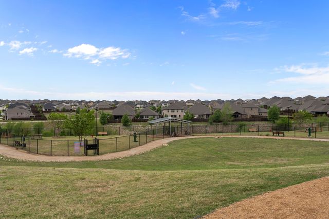 5577 Cypress Willow Bend, Fort Worth, TX 76126