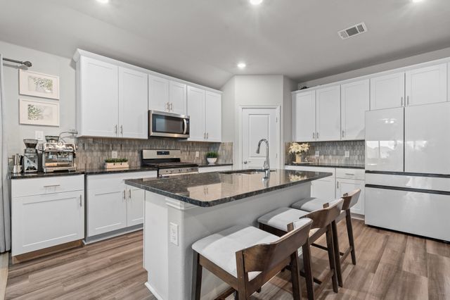 5577 Cypress Willow Bend, Fort Worth, TX 76126