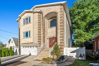 56 Kearney Street, Lyndhurst, NJ 07071