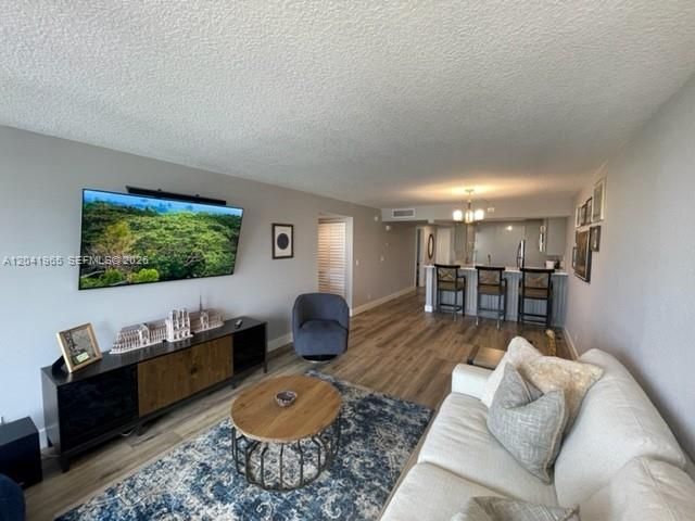 17 Royal Palm Way 302, Boca Raton, FL 33432