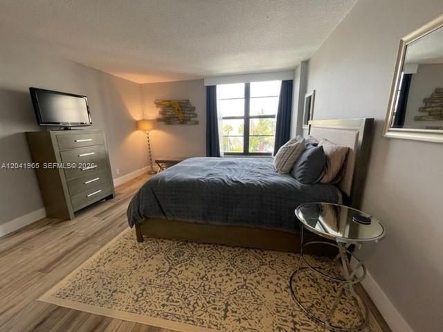 17 Royal Palm Way 302, Boca Raton, FL 33432