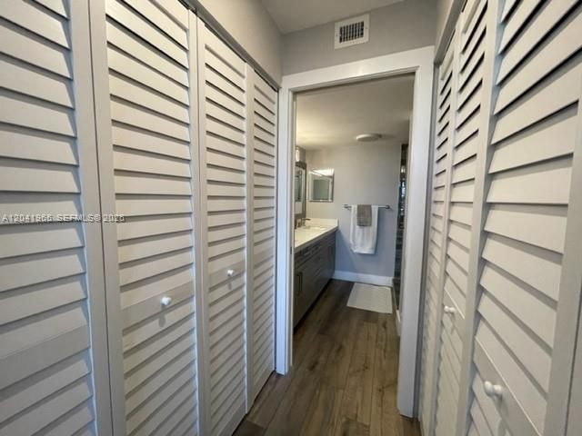 17 Royal Palm Way 302, Boca Raton, FL 33432