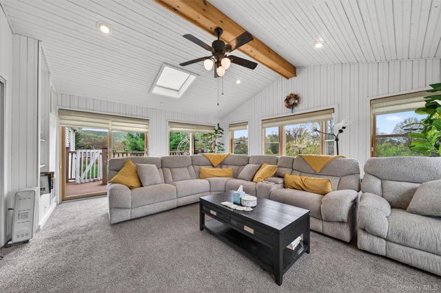 9 Pilgrim Lane, Washingtonville, NY 10992