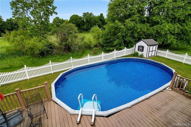9 Pilgrim Lane, Washingtonville, NY 10992