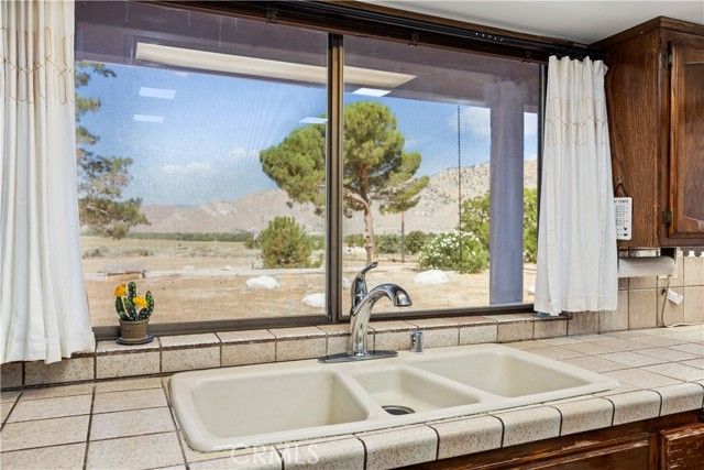 7736 Easy Street, Onyx, CA 93255