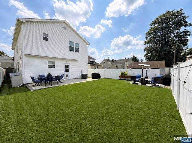 22 Larch Street, Carteret, NJ 07008