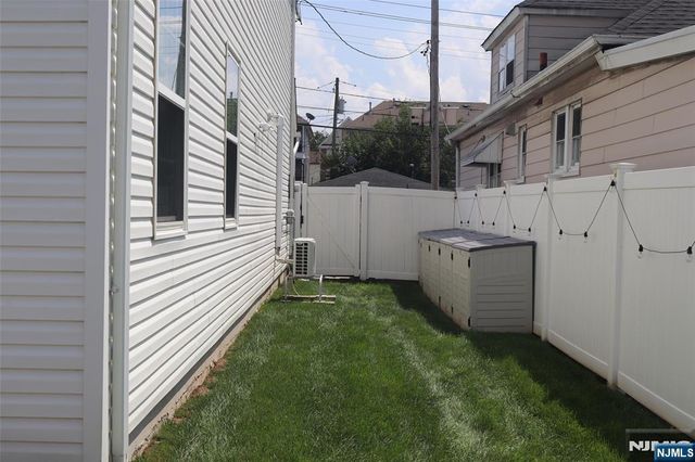 22 Larch Street, Carteret, NJ 07008