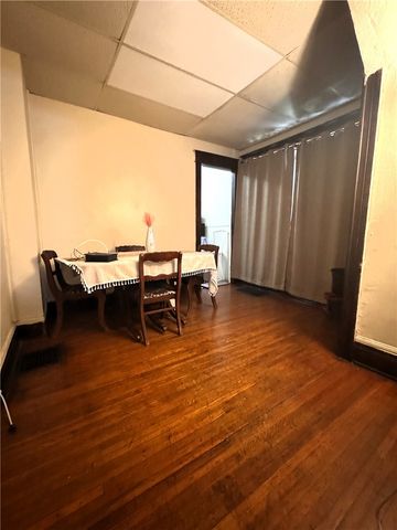 8-10 Willow Street, Rochester, NY 14606