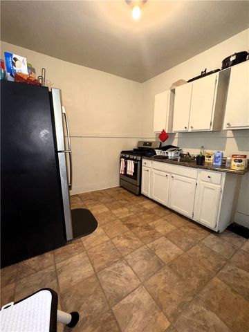 8-10 Willow Street, Rochester, NY 14606