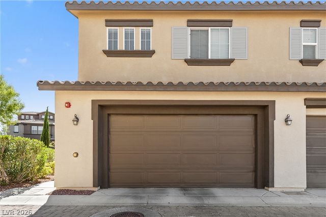 1560 Plaza Centre Drive 101, Las Vegas, NV 89135